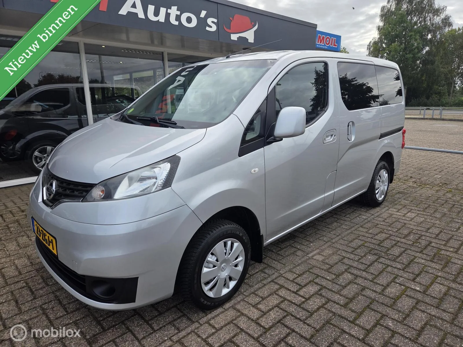 Nissan Evalia (2012) — foto 1