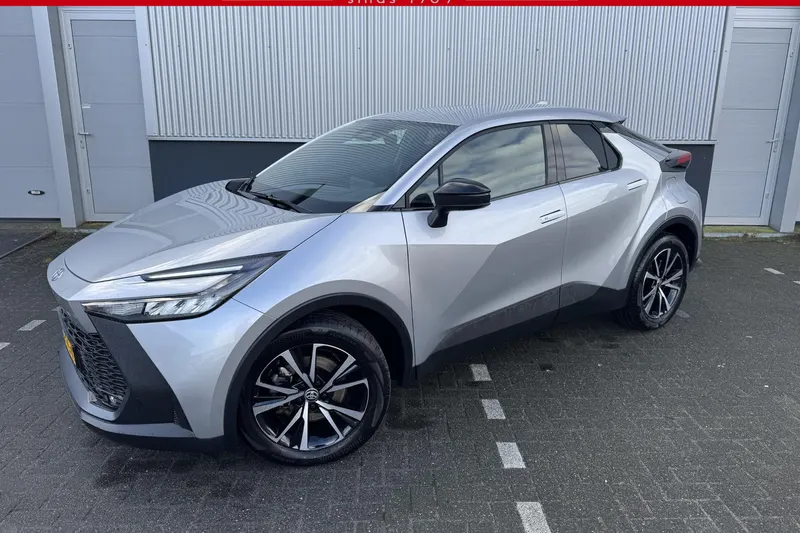 Toyota C-HR (2025)