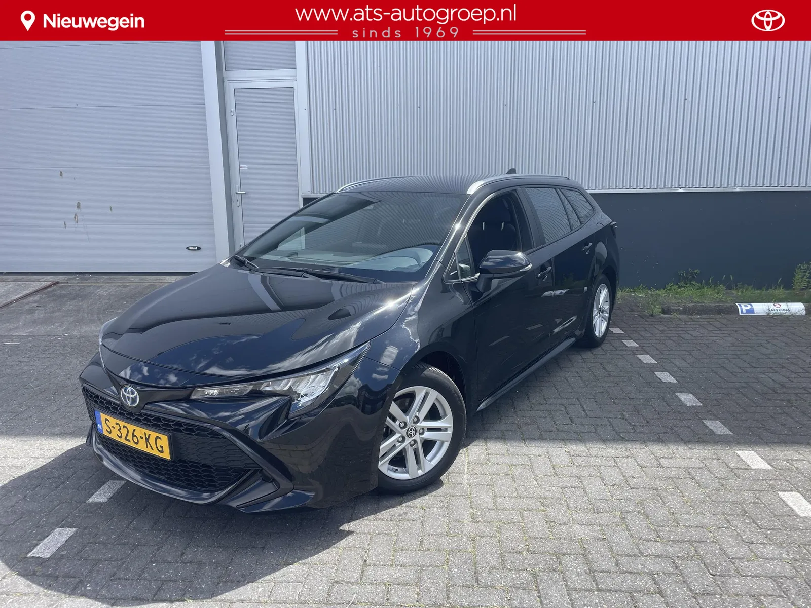 Toyota Corolla (2023) — foto 1