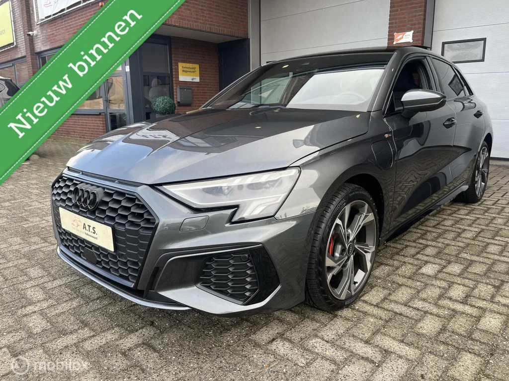 Audi A3 (2023) — foto 1