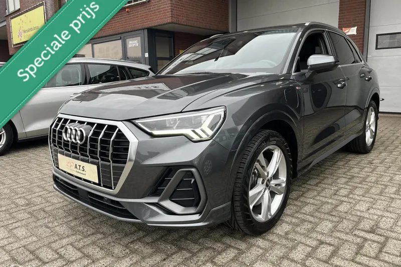 Audi Q3 (2023)
