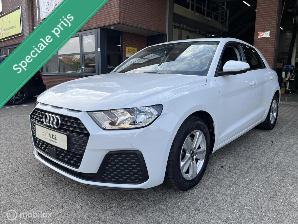 Audi A1 (2024) — foto 1