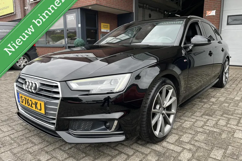 Audi A4 (2017)
