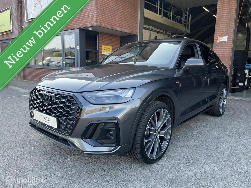 Audi Q5 Sportback (2022) — foto 1
