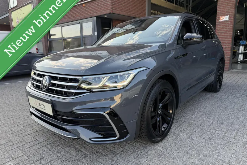 Volkswagen Tiguan (2023)
