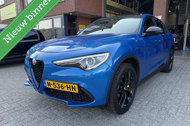 Alfa Romeo Stelvio (2019)