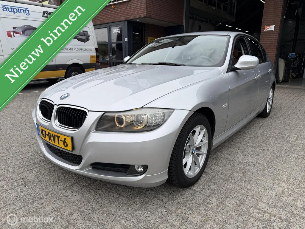 BMW 3-Serie (2011) — foto 1