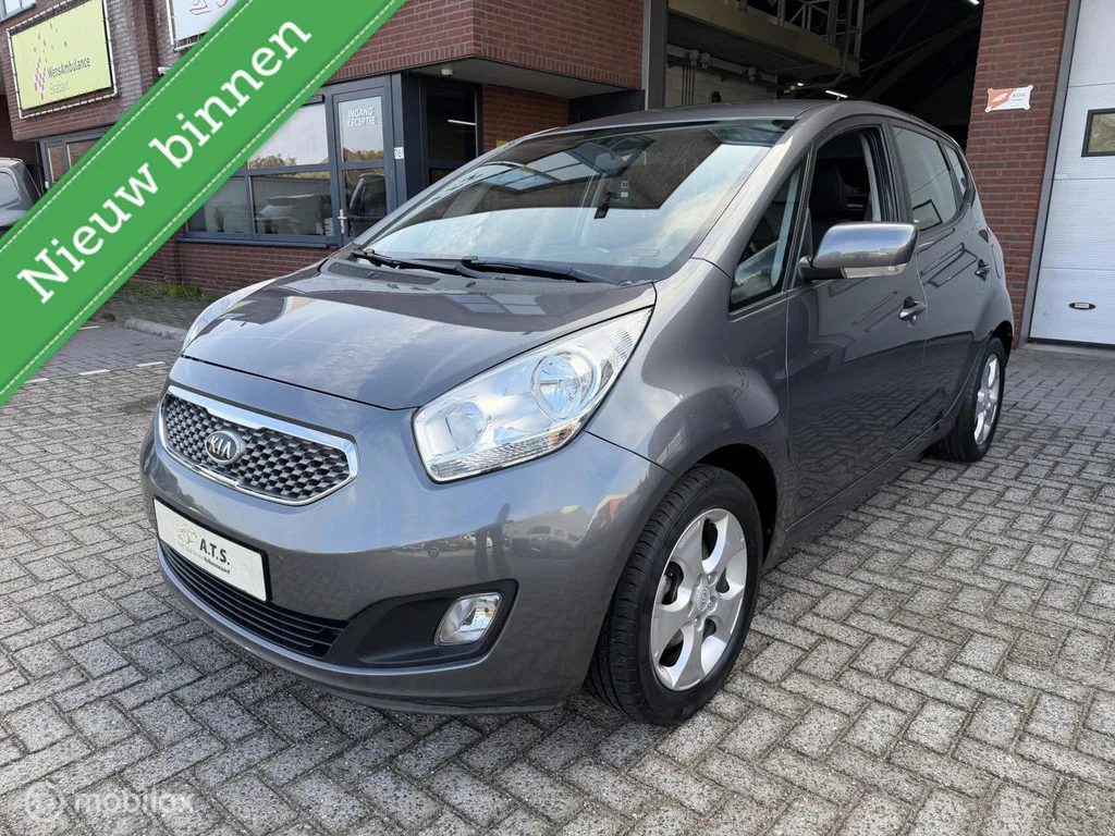 Kia Venga (2011) — foto 1