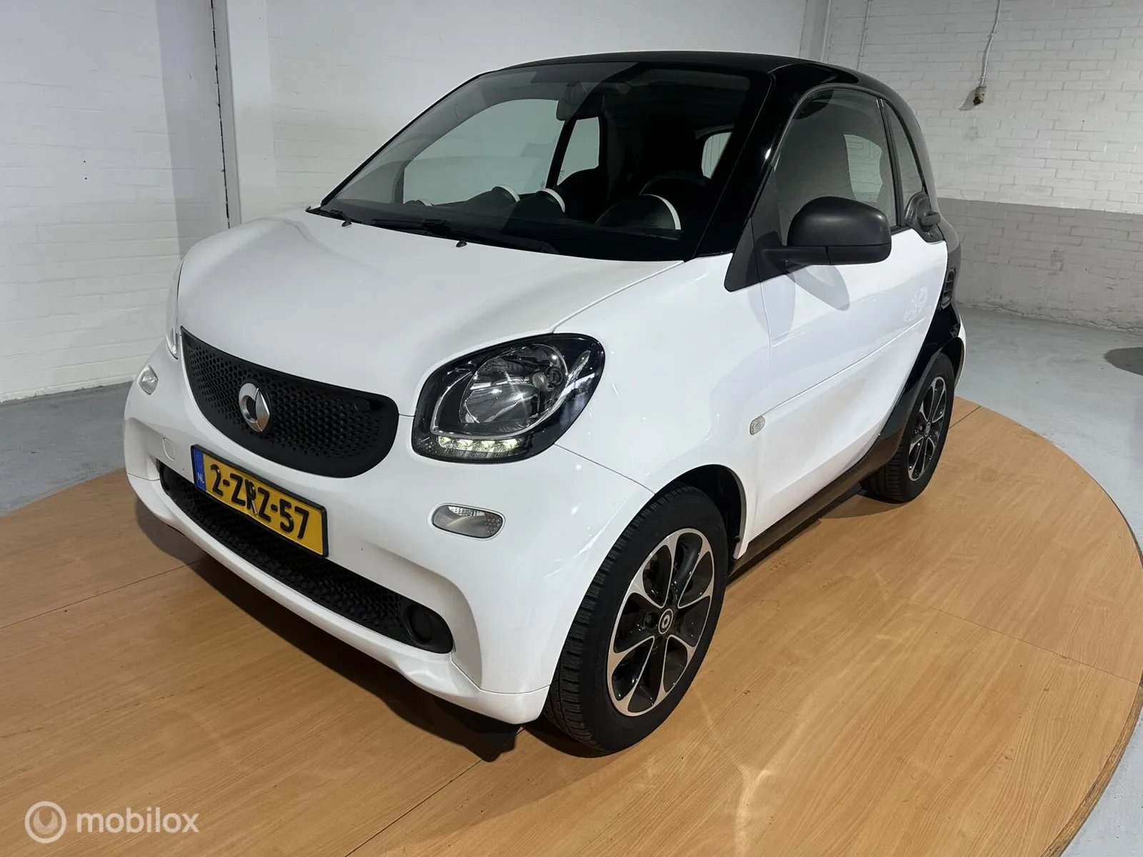 Smart ForTwo (2015) — foto 1