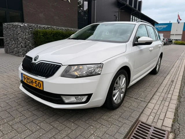Škoda Octavia (2015) — foto 1