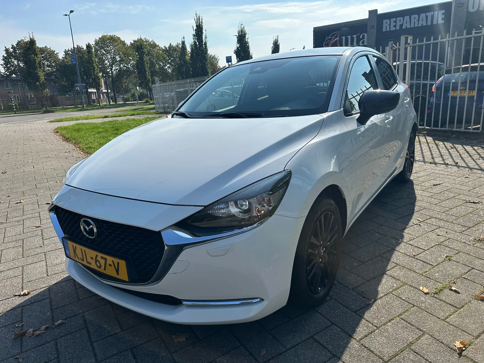 Mazda 2 (2023) — foto 1