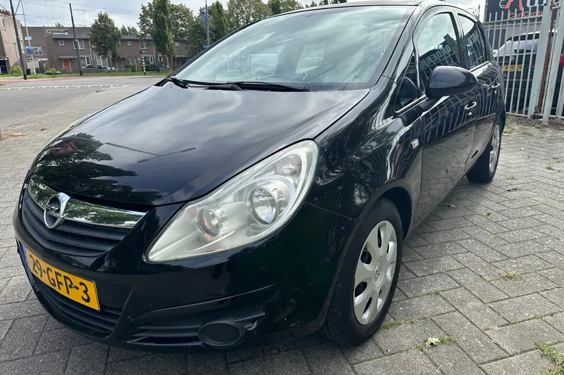 Opel Corsa (2008)