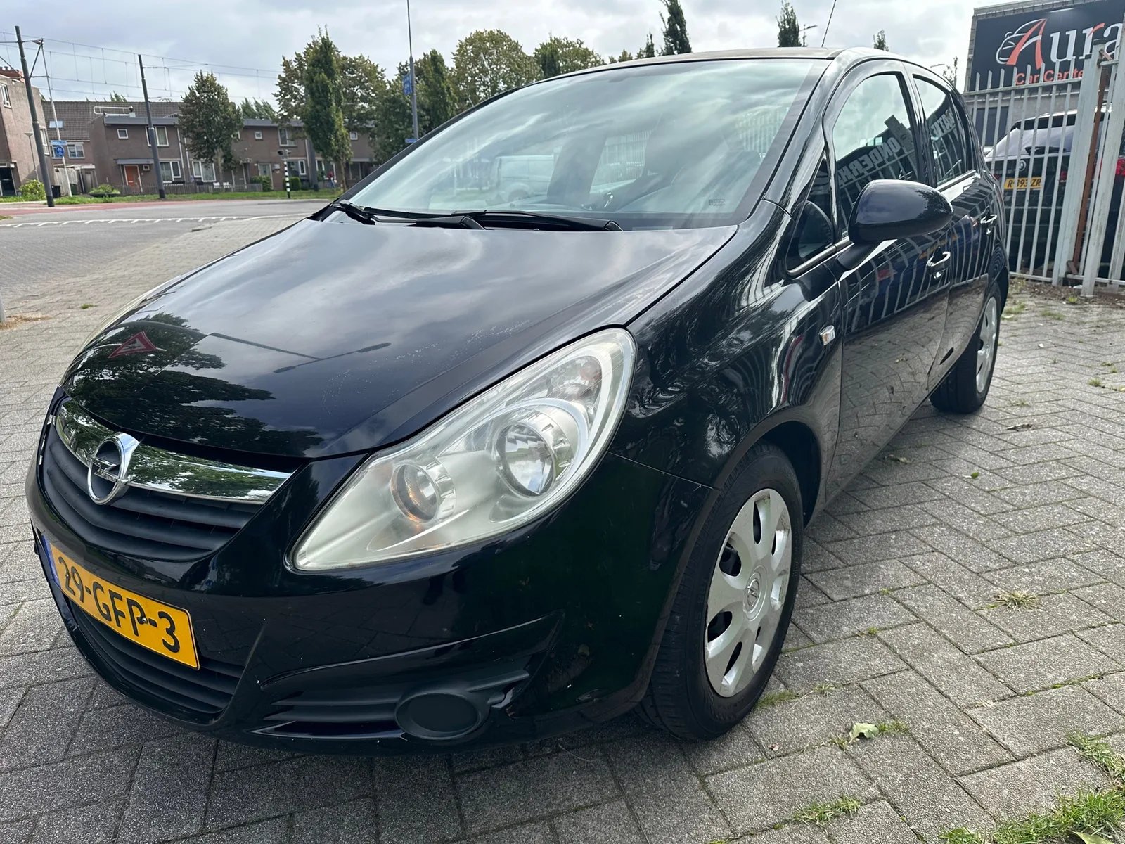 Opel Corsa (2008) — foto 1
