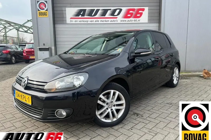 Volkswagen Golf (2010)