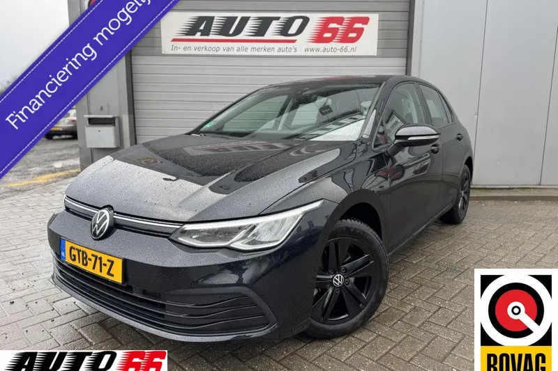 Volkswagen Golf (2024)