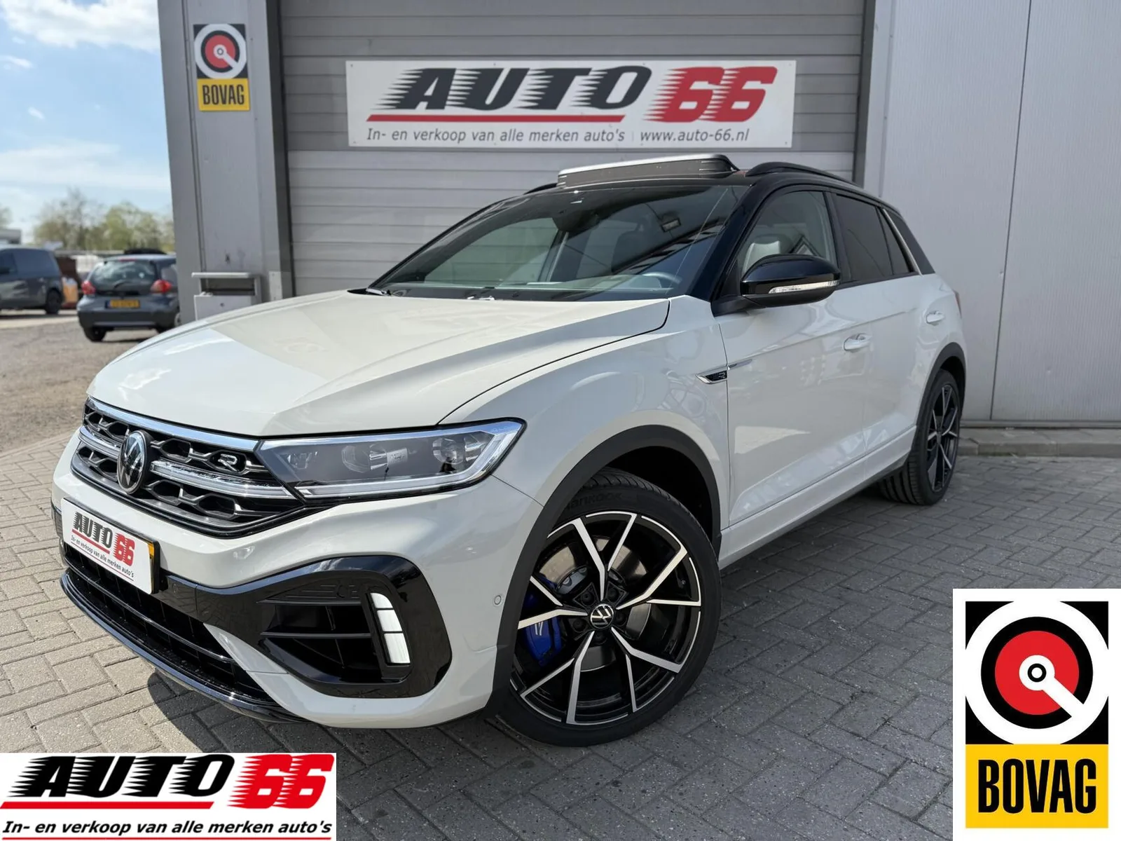 Volkswagen T-Roc (2024) — foto 1