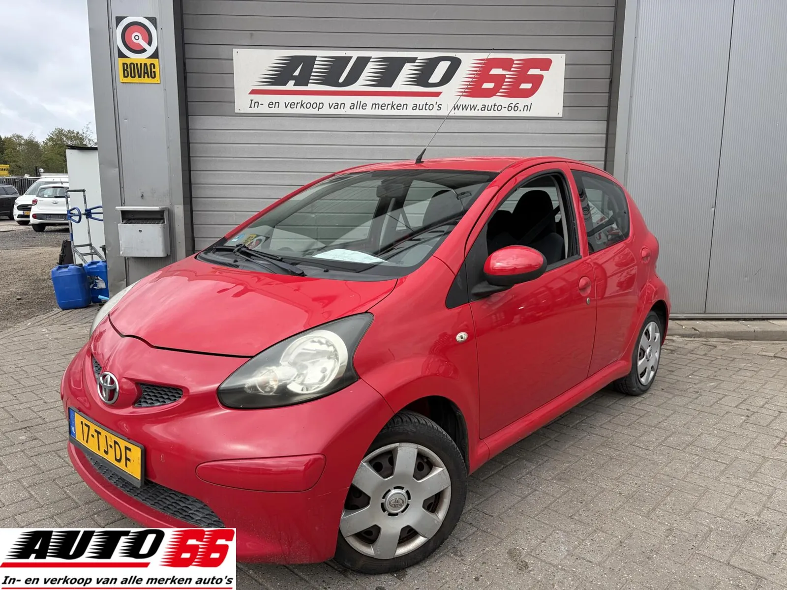 Toyota Aygo (2006) — foto 1