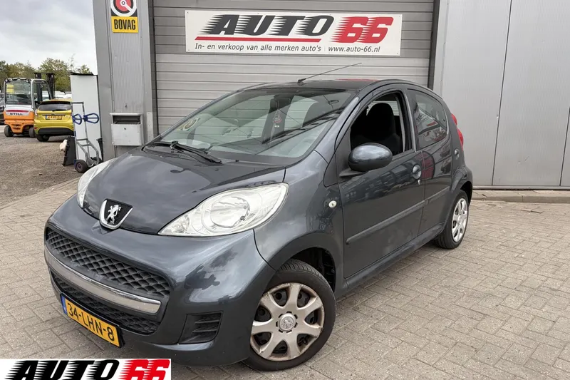 Peugeot 107 (2010)