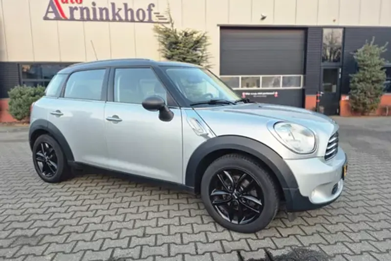 MINI Countryman (2011)