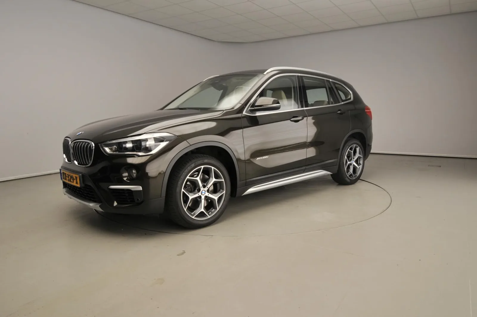 BMW X1 (2017) — foto 1