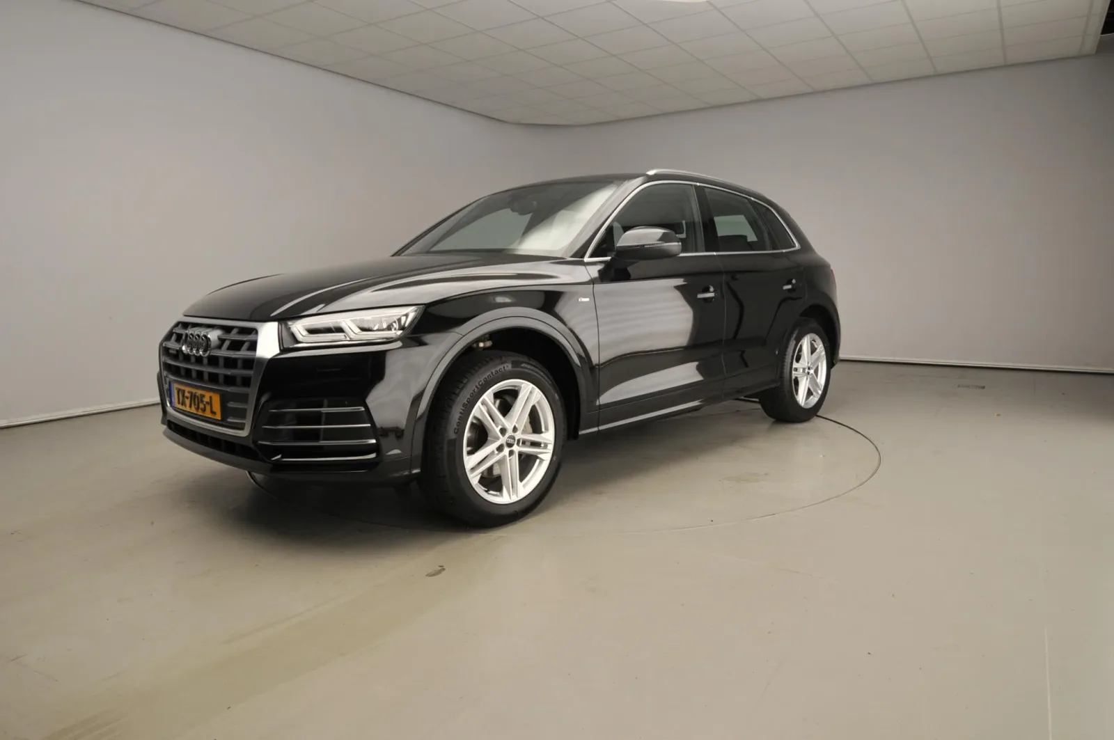 Audi Q5 (2018) — foto 1