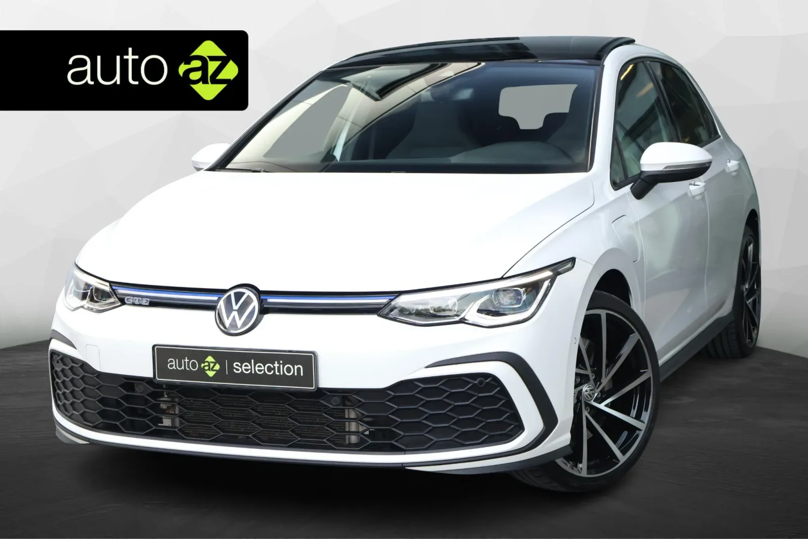 Volkswagen Golf (2022) — foto 1