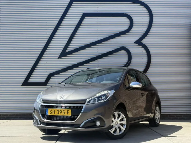 Peugeot 208 (2018) — foto 1