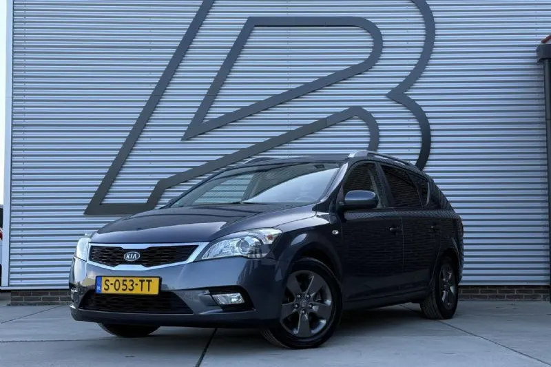Kia Ceed (2010)