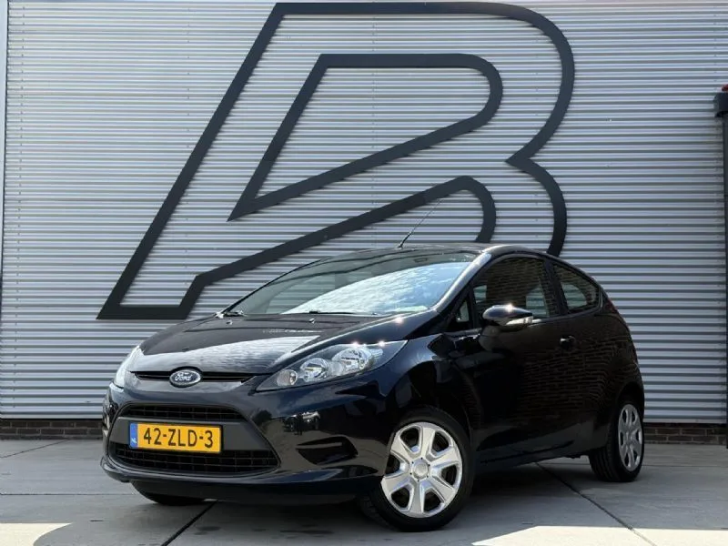 Ford Fiesta (2013) — foto 1