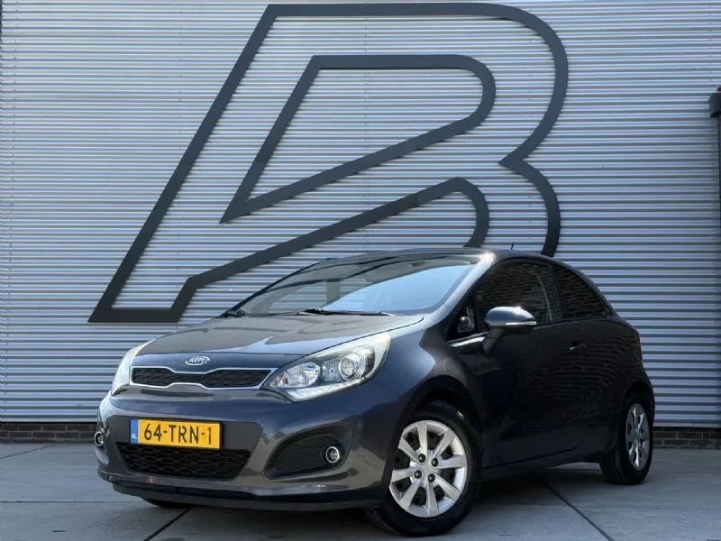 Kia Rio (2012) — foto 1