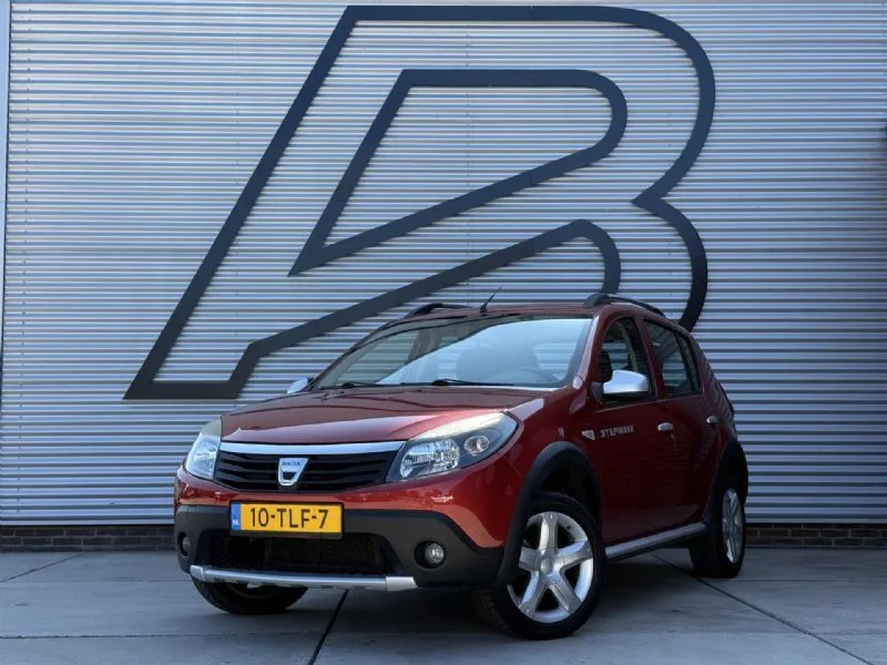 Dacia Sandero (2012) — foto 1
