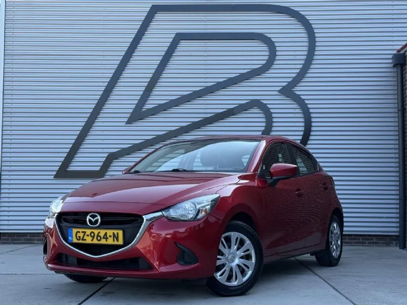Mazda 2 (2015) — foto 1