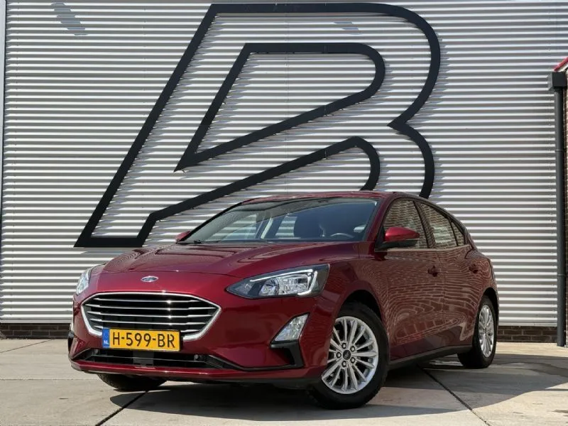 Ford Focus (2020) — foto 1