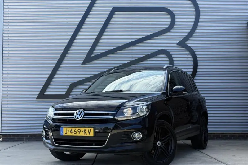 Volkswagen Tiguan (2012)