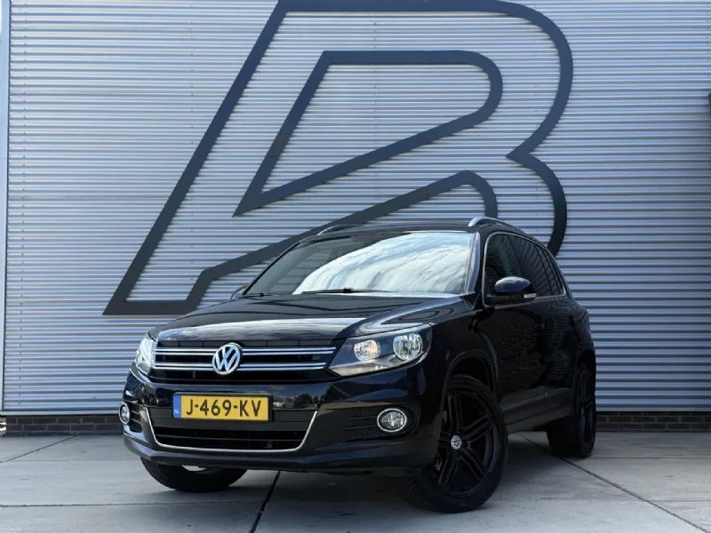 Volkswagen Tiguan (2012) — foto 1