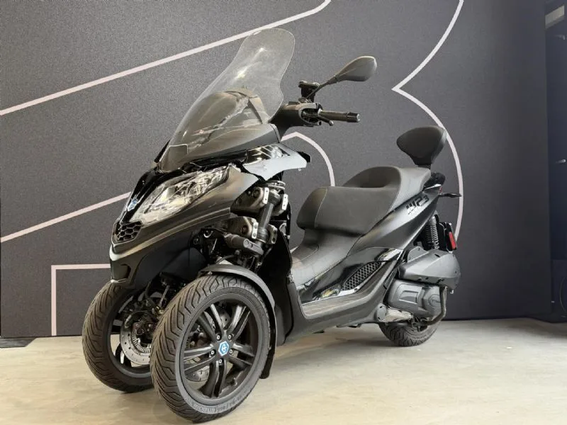 Piaggio MP3 (2023) — foto 1