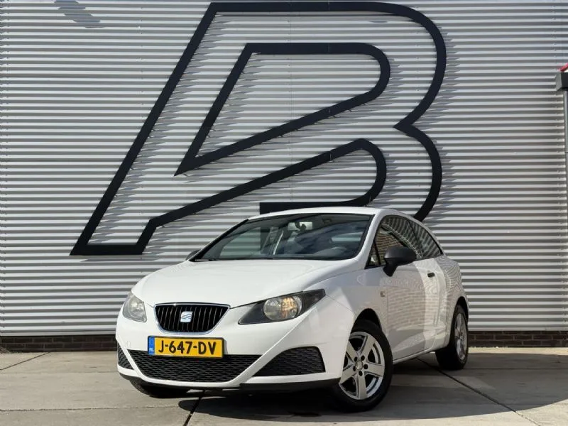SEAT Ibiza (2011) — foto 1