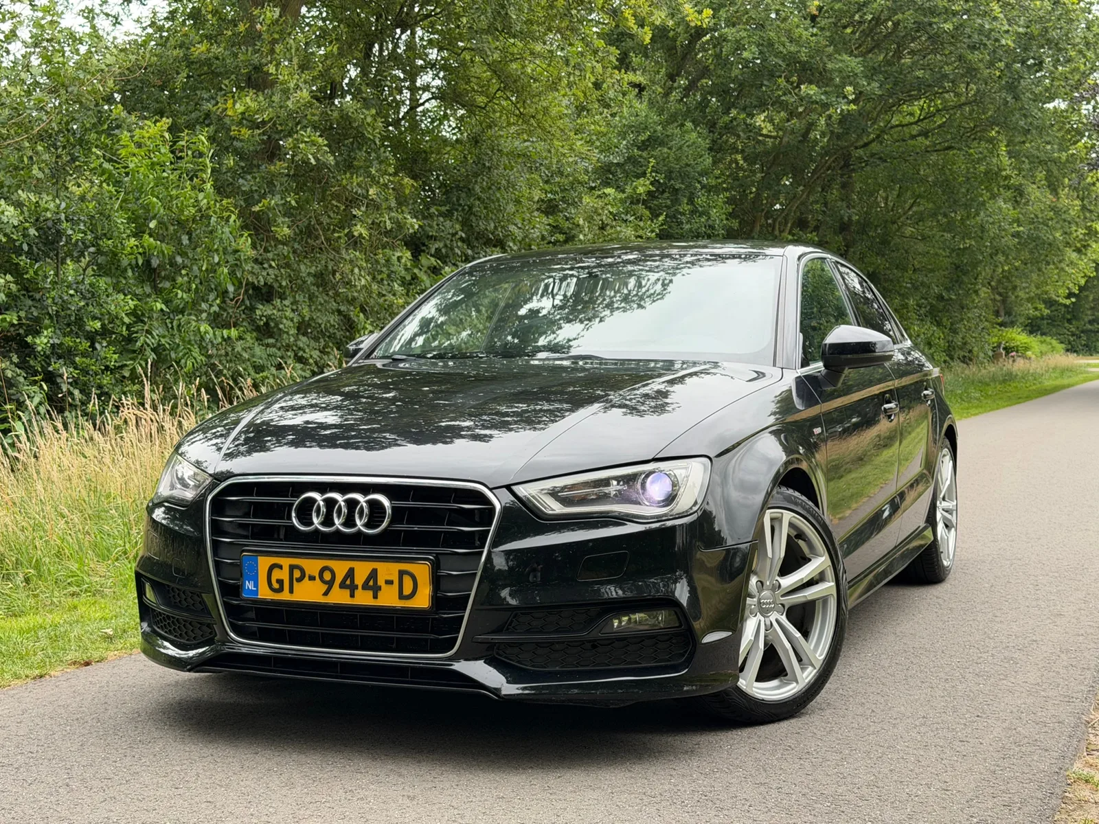 Audi A3 (2015) — foto 1