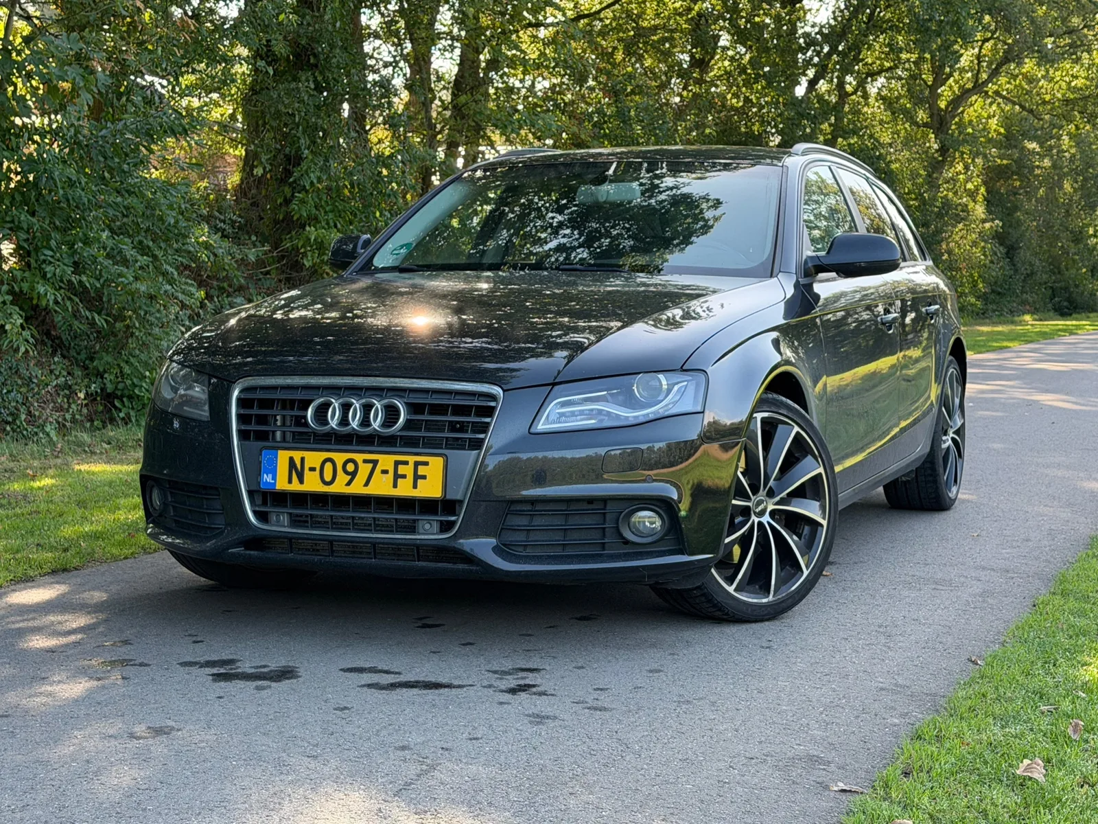 Audi A4 (2011) — foto 1