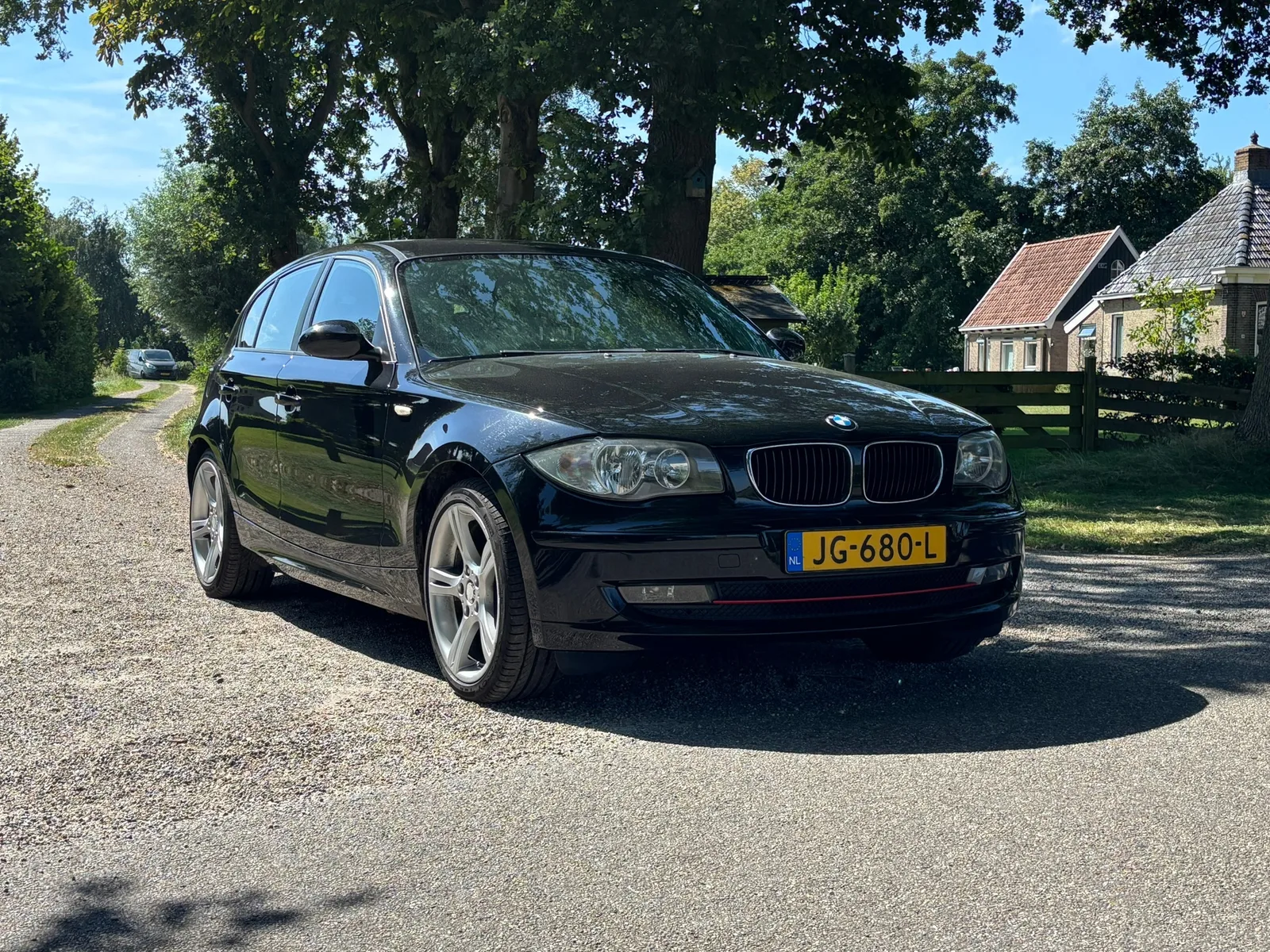 BMW 1-Serie (2008) — foto 1