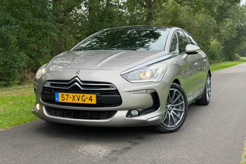 Citroën DS5 (2012)