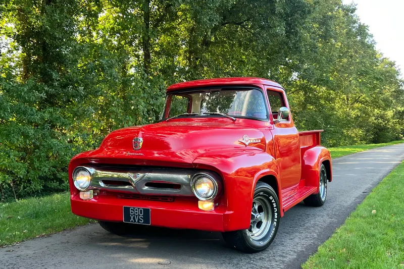 Ford F100 (1956)
