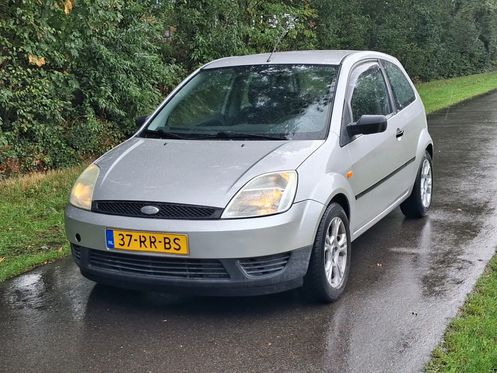 Ford Fiesta (2005) — foto 1