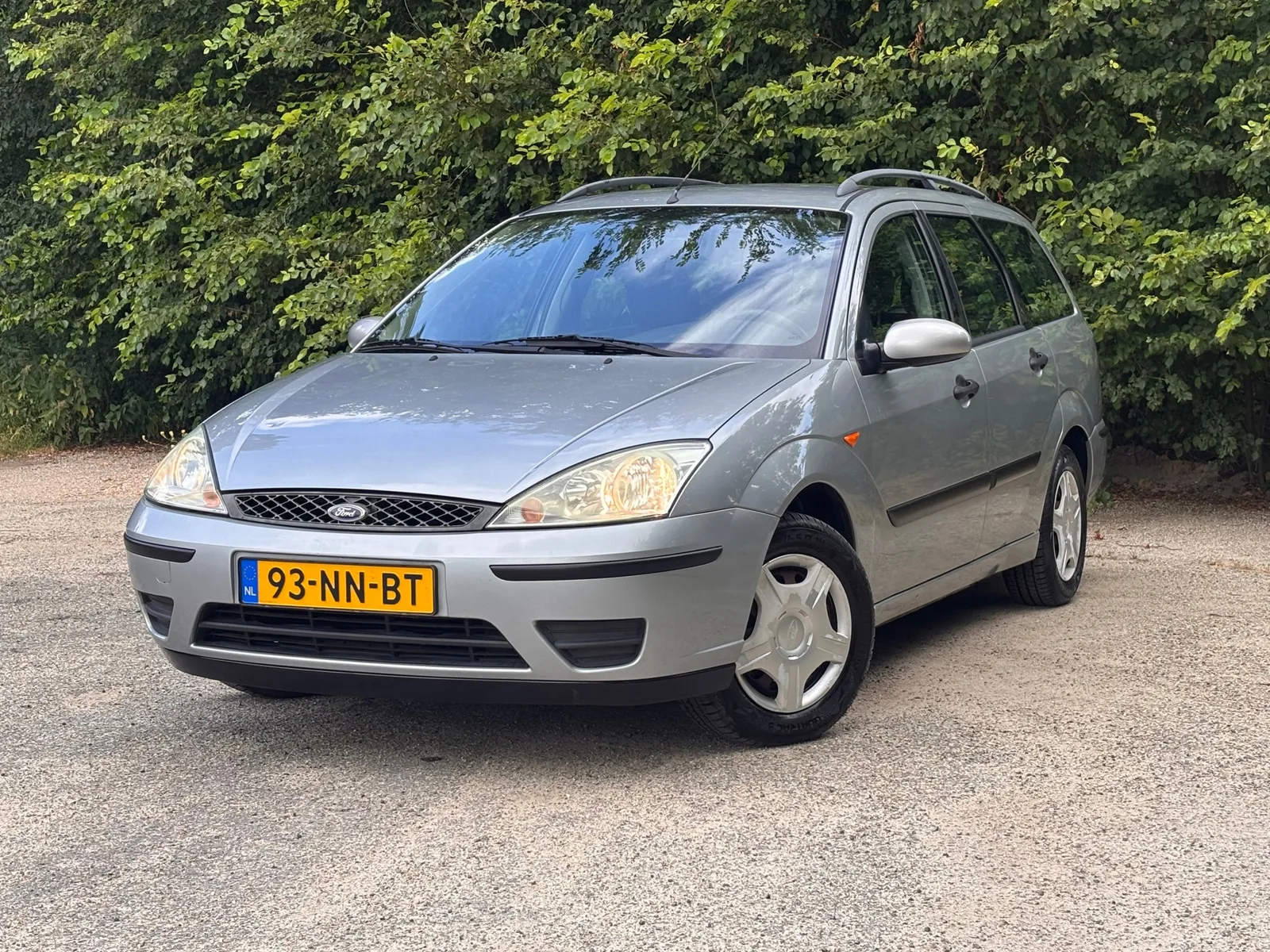 Ford Focus (2003) — foto 1