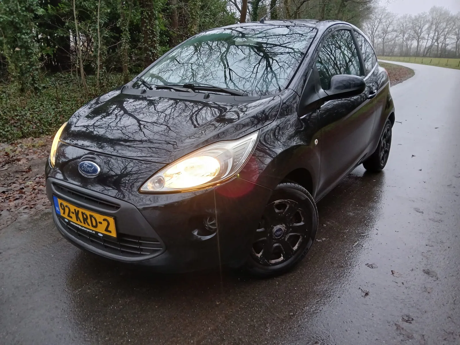 Ford Ka (2010) — foto 1