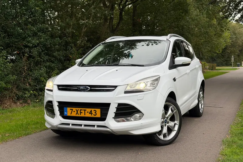 Ford Kuga (2014)