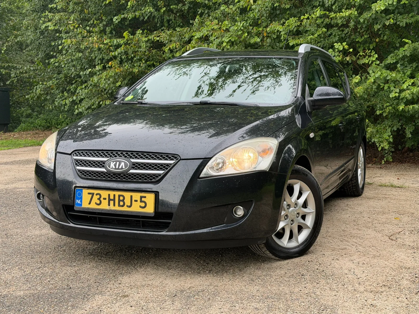 Kia Cee'd (2008) — foto 1