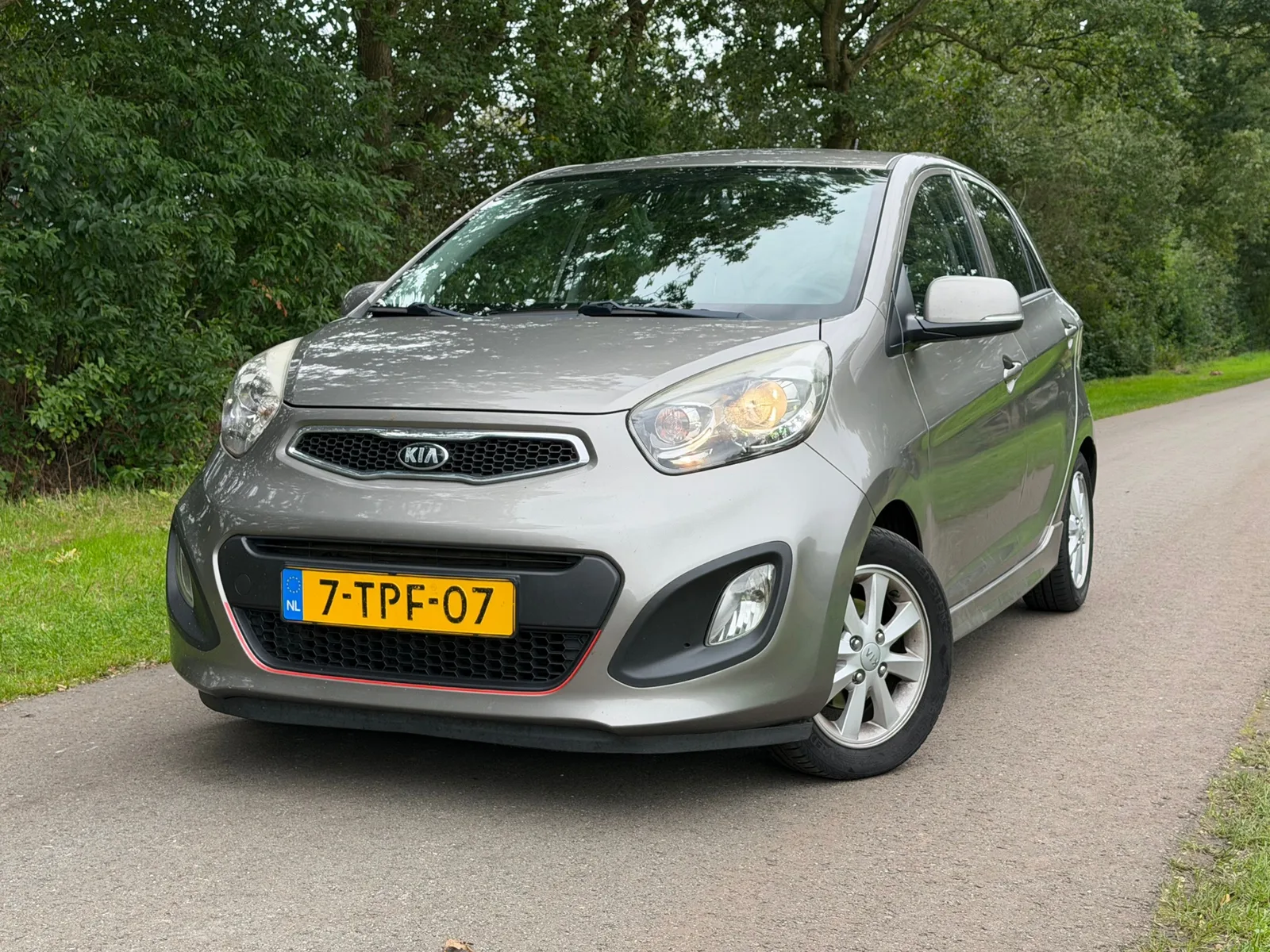 Kia Picanto (2014) — foto 1