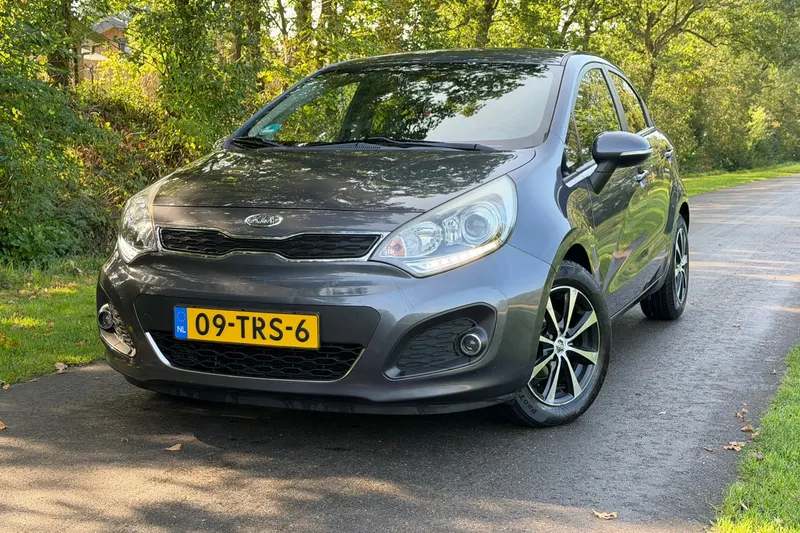 Kia Rio (2012)