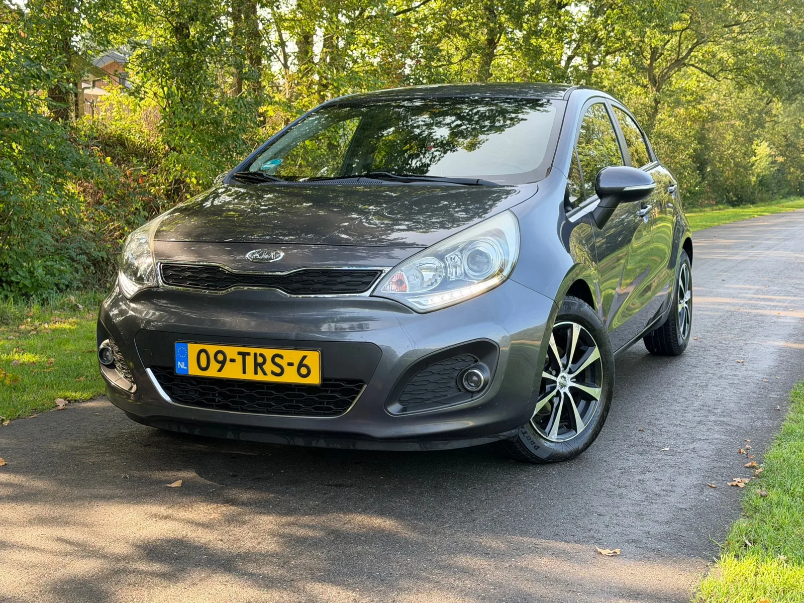 Kia Rio (2012) — foto 1